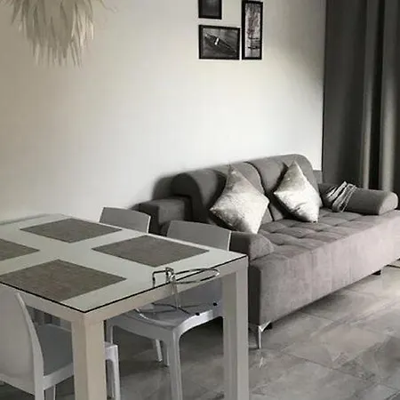 Kor Ula - One Bedroom With Terrace And Sea View Apartment Prizba